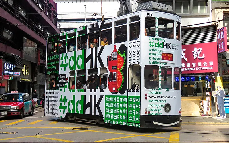 Vinilo decorativo en vehículo